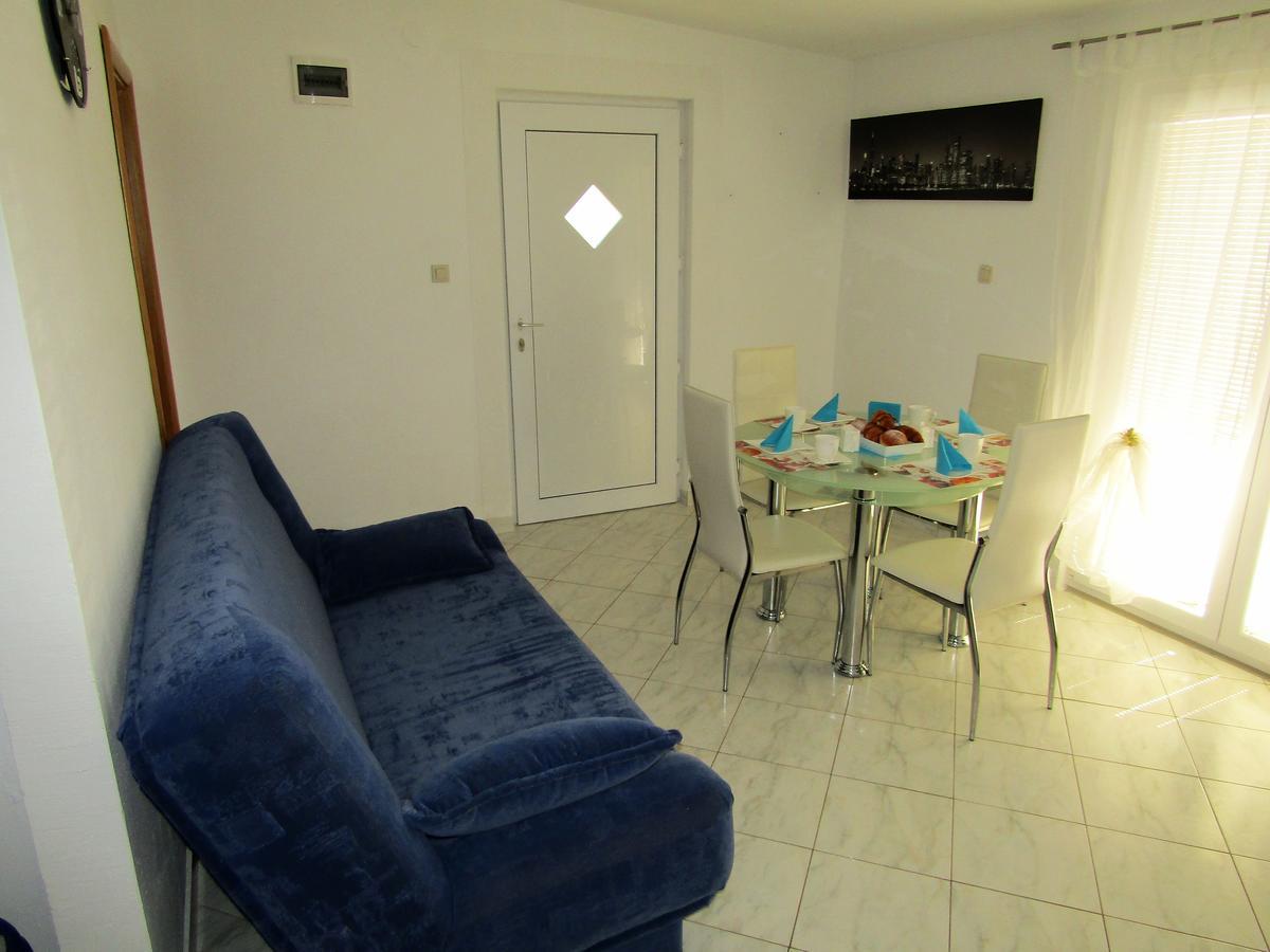 Apartments Kokor Vodice Dış mekan fotoğraf