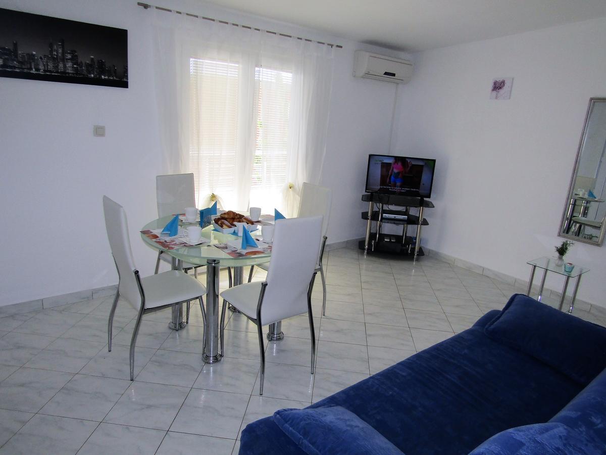 Apartments Kokor Vodice Dış mekan fotoğraf
