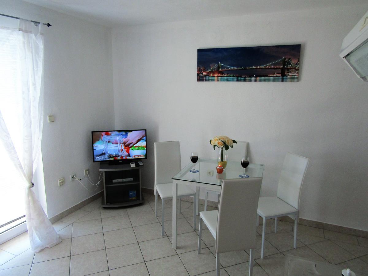 Apartments Kokor Vodice Dış mekan fotoğraf